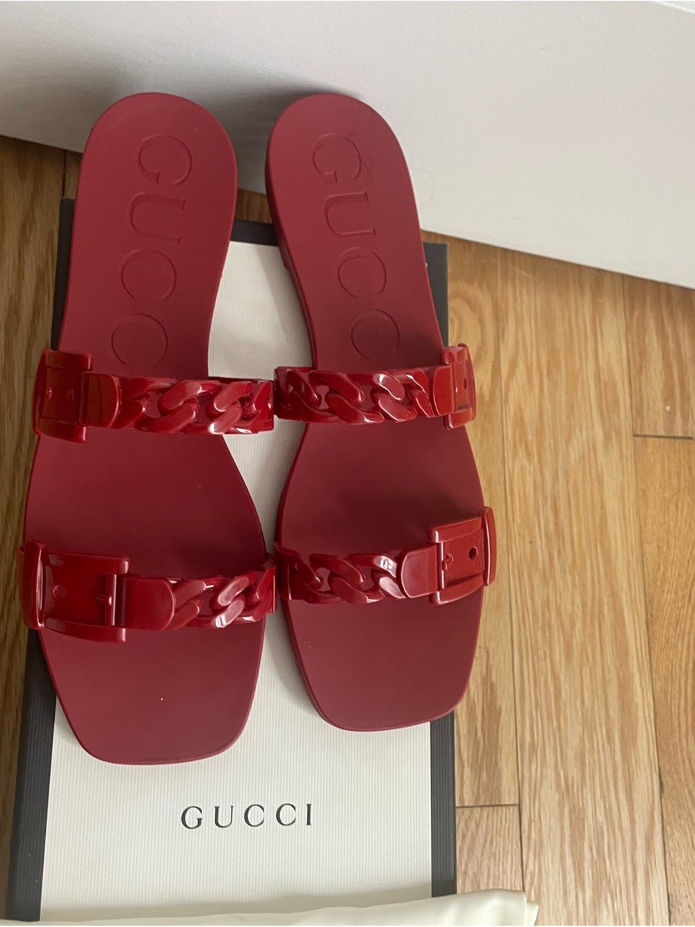 Woman Gucci slides - Picture 2 of 5